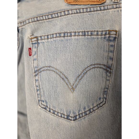 Levi's 560 Jeans 34x34 Comfort Fit Tapered Leg Light Wash - Picture 2 of 9